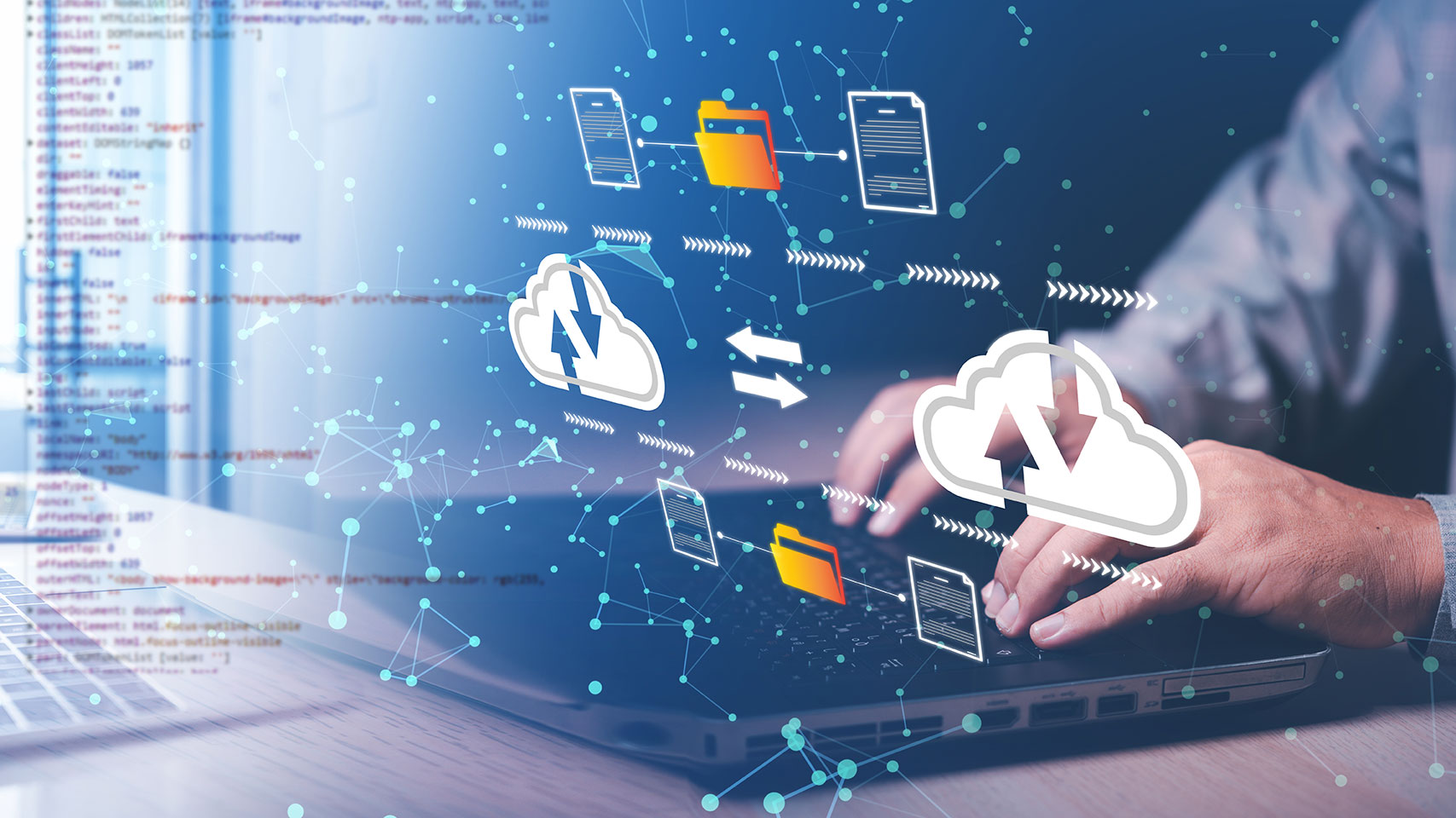 Laptop mit Cloud-Symbolen für sicheres Webhosting, Backups und Software-Updates.